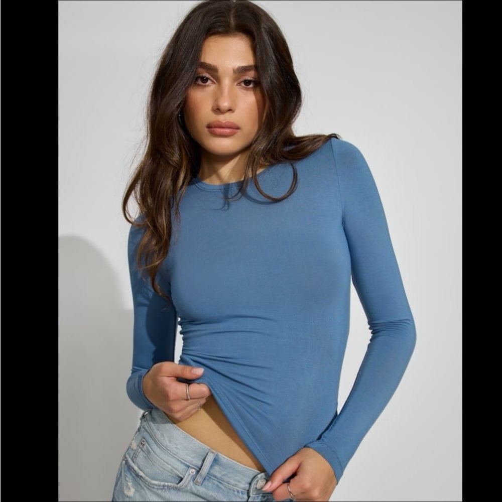 Garage - Smooth Long Sleeve Crewneck Top